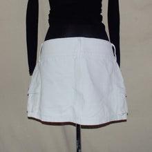 Load image into Gallery viewer, Princess Polly white cargo mini skirt (W31)
